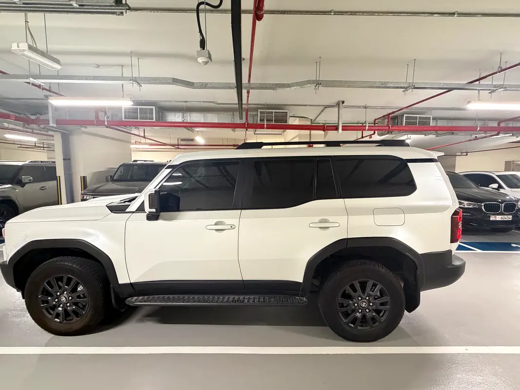 Toyota Prado 2024 — photo 1 of 5