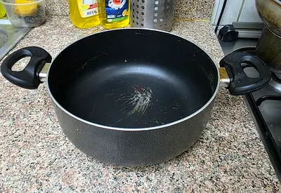 Kitchen Cookware Bundle – Pots, Baking Tray, Water Dispenser Utensils – Good Condition