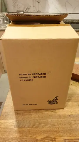 Hot Toys AC01 - Alien vs Predator Samurai Predator (Boxed)