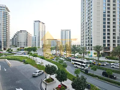 Stunning|2 Bed Apartment| Community View