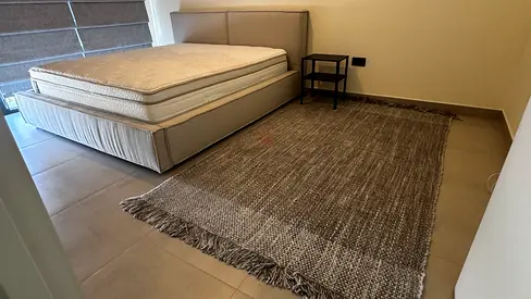 king size bed with mattress