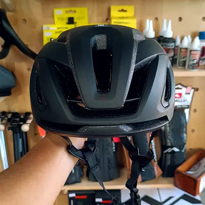 Oakley Aro5 Race MIPS helmet (BRAND NEW)
