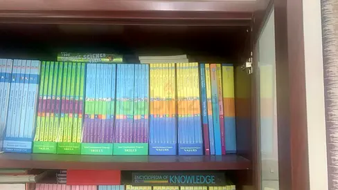 ENCYCLOPEDIA SET