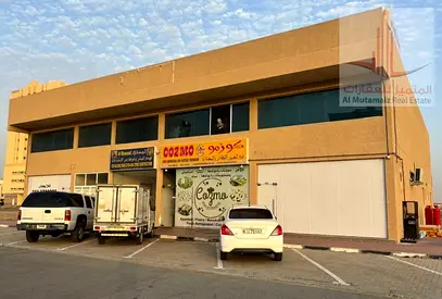 للبيع بناية سكنى تجارى فى منطقة الجرف 3 موقع مميز جدا قريب من شارع محمد بن راشد