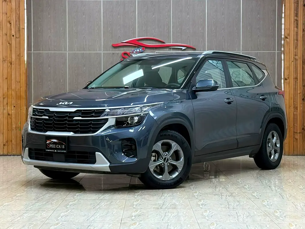 Kia Seltos 2024 — photo 1 of 17