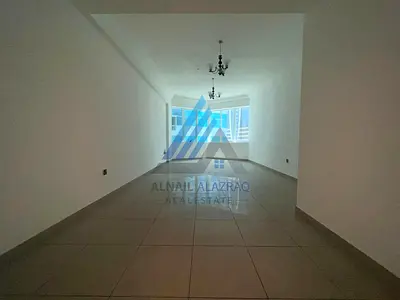 شقة ٢غرفة و٣حمام وصالة وبلكونة وخزائن