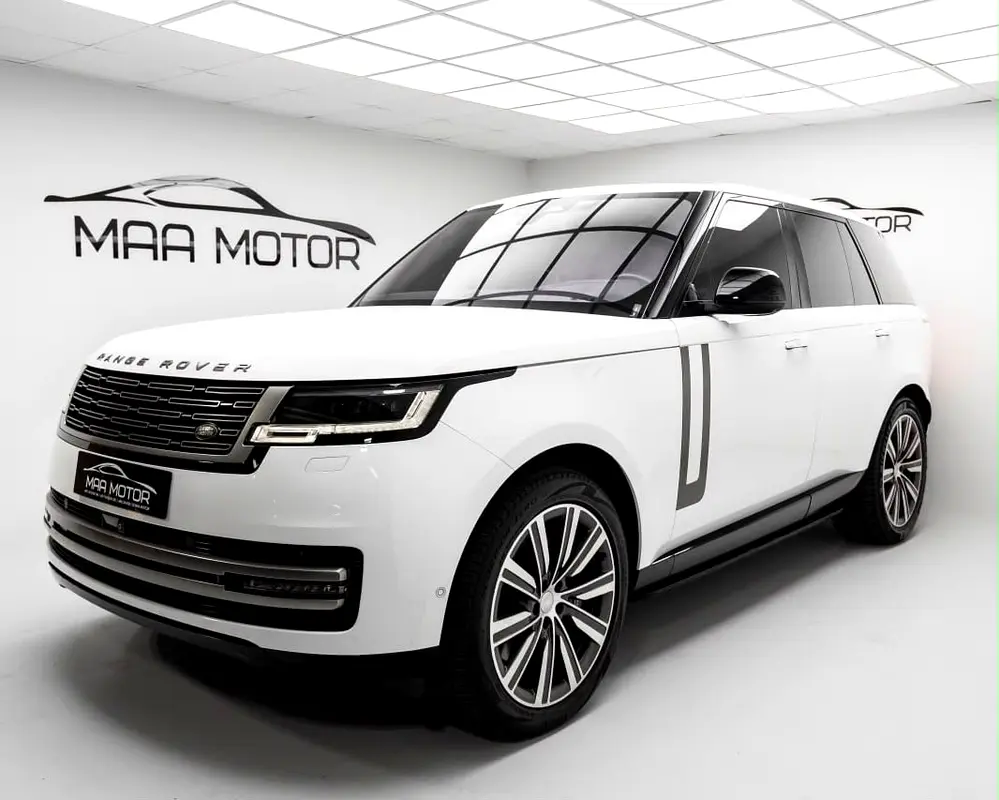 Land Rover Range Rover 2022 — photo 1 of 11