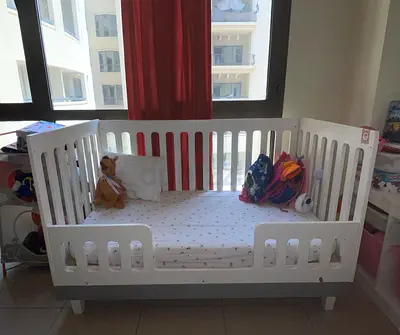 Kids Bed / Crib