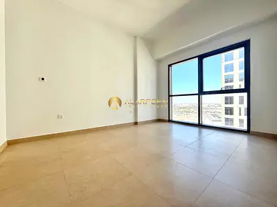 Spacious 2BHK | Walking Distance Metro | Park View