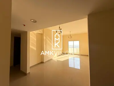 Best price in the area in Alamra , ready to move