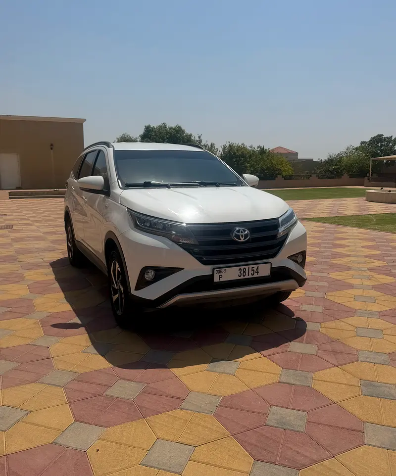 Toyota Rush 2023 — photo 1 of 10