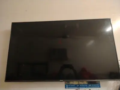 Hisense 60inch LED TV - Good Working Condition new remote unused wife lcd