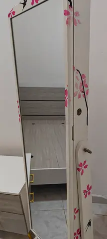 Full-length Free-standing Jewelry Organizer with Mirror and Pink Floral Frame