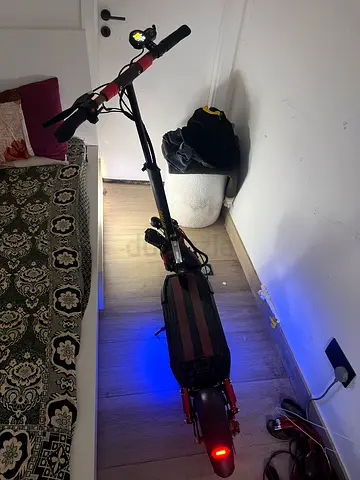 Electric adult kick scooter , blue LED lights, good condition