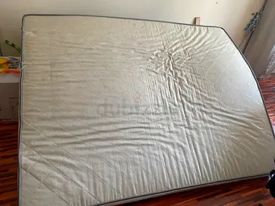 Queen size Mattress in good used condition
