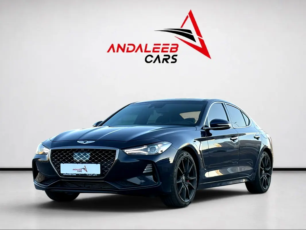 Genesis G70 2018 — photo 1 of 20