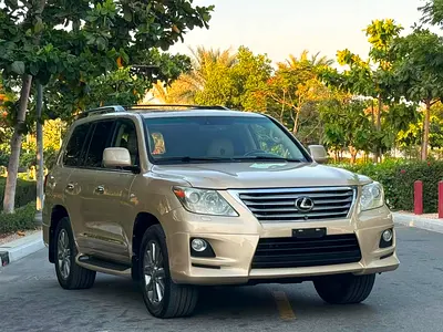 Lexus LX 570 Base 2011 | GCC Specs | Excellent Condition