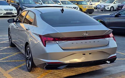 2021 Hyundai ELANTRA — миниатюра 4