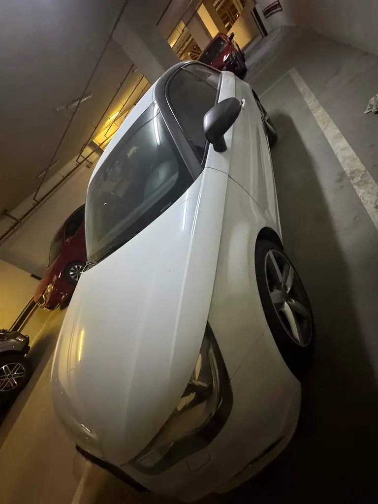 Audi A1 2014 — photo 1 of 8
