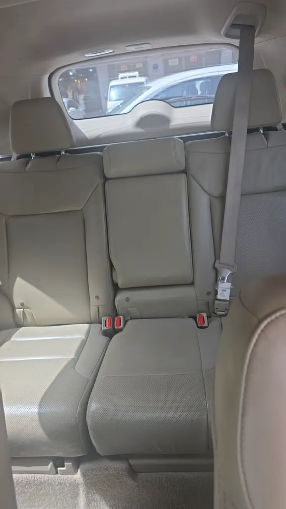 Honda CR-V 2016 — photo 1 of 11