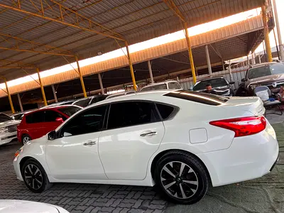 2017 Nissan ALTIMA — фото 14