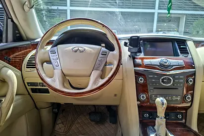 صورة 10 لـ 2015 Infiniti QX80