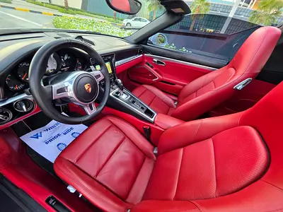 صورة 5 لـ 2015 Porsche 911