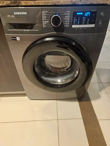 Samsung Front Load Washing Machine - Very Good Condition, well maintained cleaned regularly.