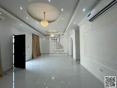 Spacious Single-Story Villa for Rent This 3,014 sq ft villa boasts a practical design that prioritiz