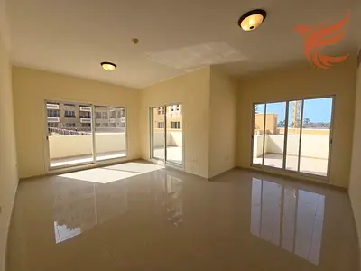 Ground Floor 1BR Direct Beach Access For sale