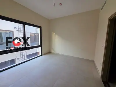 4-bedroom villa for annual rent in Azha Community. Maid’s room, built-in wardrobes, 5 bathrooms, gym & pool. AED 120,000.