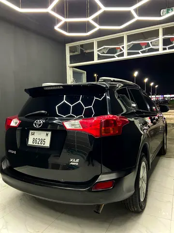 2013 Toyota RAV4 XLE - Canadian Specs - Well Maintained
