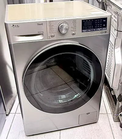 LG Brand ThinQ Latest New Model Combo Washer and Dryer . 10.5 kg Washer  7kg Dryer  Same Like New