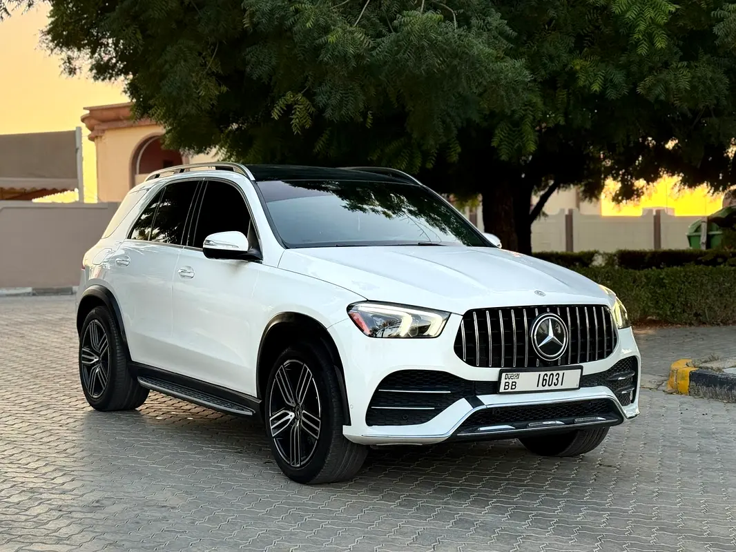 Mercedes-Benz GLE-Class 2021 — photo 1 of 15