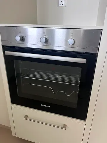 Built-in stainless steel electric oven - good condition