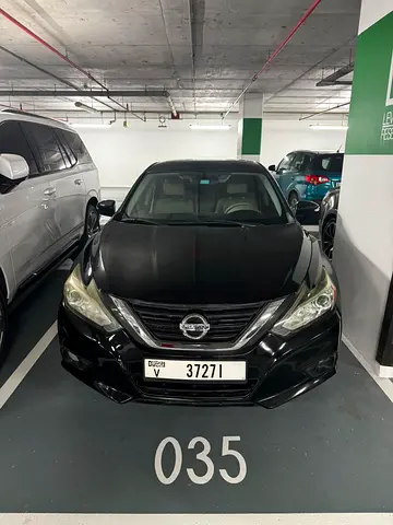 Nissan Altima 2017 SV - American Specs - Excellent Condition