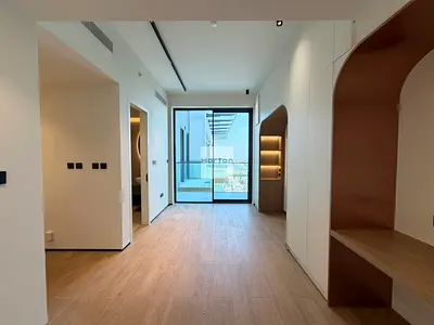 MODERN STUDIO I READY TO MOVE I PRIME LOCATION