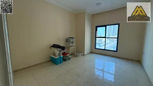 Master bedroom | Central air conditioning | Spacious area | Distinctive view | Balcony