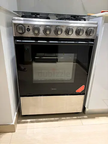 Midea 60x60 cm Freestanding Cooker