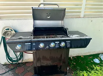 Outdoor 4-Burner Gas Grill w/ Side Burner – Like New, Used Only Twice
