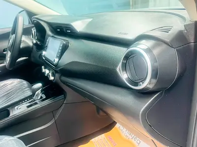 2023 Nissan KICKS — фото 12