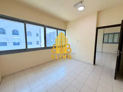 Alluring 1BHK With Closed Kitchen & Spacious Saloon