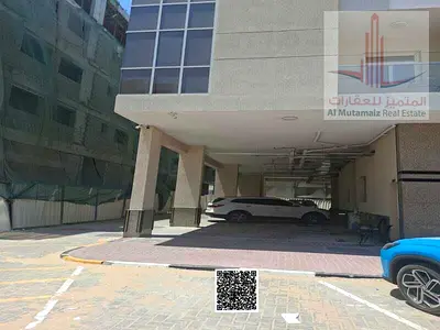 للبيع بناية سكنى تجارى بمنطقة الجرف الصناعية 3 مساحة 6725 قدم تصريح ارضى + 4 زاوية شارعين جديدة الدخل الحالى 900 الف مطلوب 10 مليون و 500 الف تملك حر.