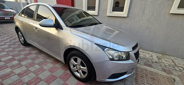Chevrolet Cruze LS 2012 GCC Specs