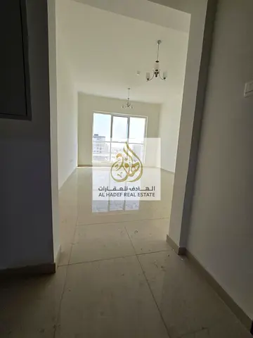الجرف 3 خلف السوق الصيني غرفه وصاله 2 حمام مساحه ممتازه