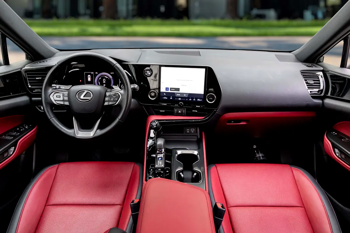 Lexus NX-Series 2025