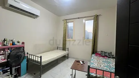 Bed Space for executive Bachelors near Safari Mall, Muweilah, Sharjah