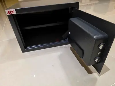 ACE Small Home/Office Security Safe with Key Lock - Good Condition