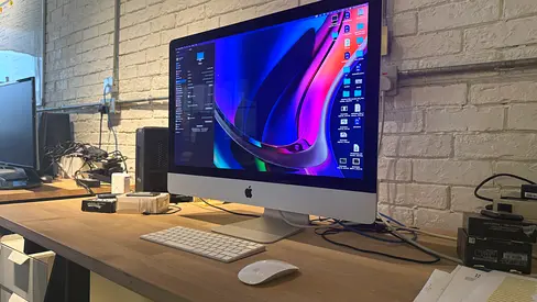 Apple iMac 27” Retina 5K (2017) | Core i7 | 64GB RAM | Radeon Pro 580 8GB