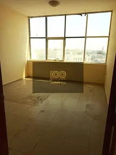 A peaceful residential environment with a strategic location close to daily services and amenities.
